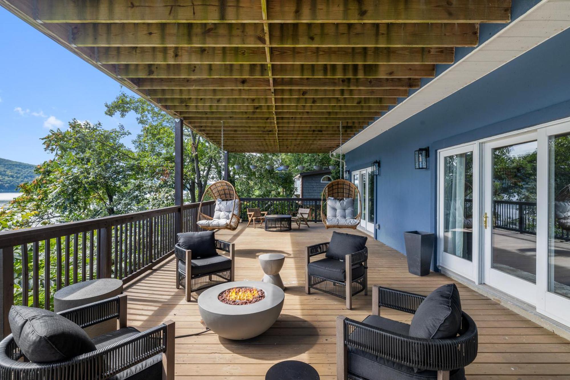 Lakeview House - Hot Tub - Firepit - Stunning Views - Spacious Deck - Cozy Living Room - Bar Greenwood Lake Exterior foto